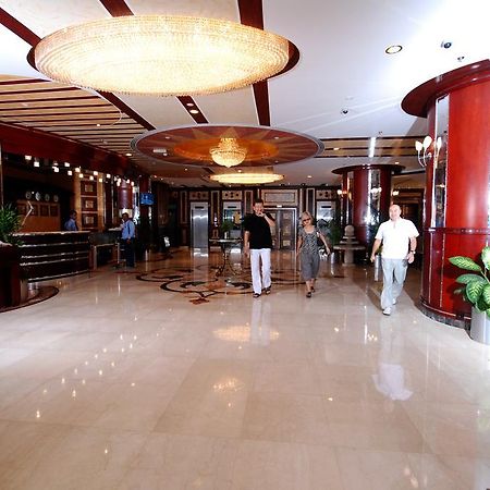 Al Bustan Tower Hotel Suites Sharjah Luaran gambar