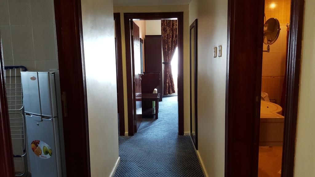 Al Bustan Tower Hotel Suites Sharjah Luaran gambar