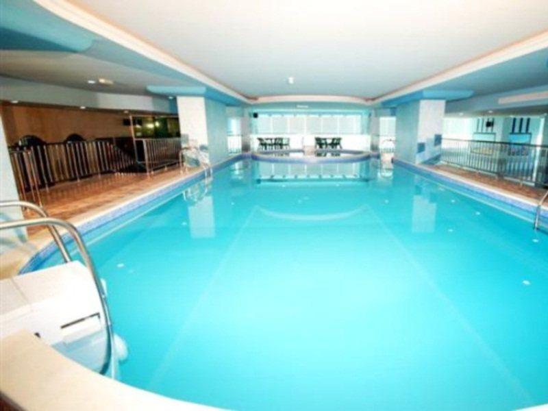 Al Bustan Tower Hotel Suites Sharjah Luaran gambar