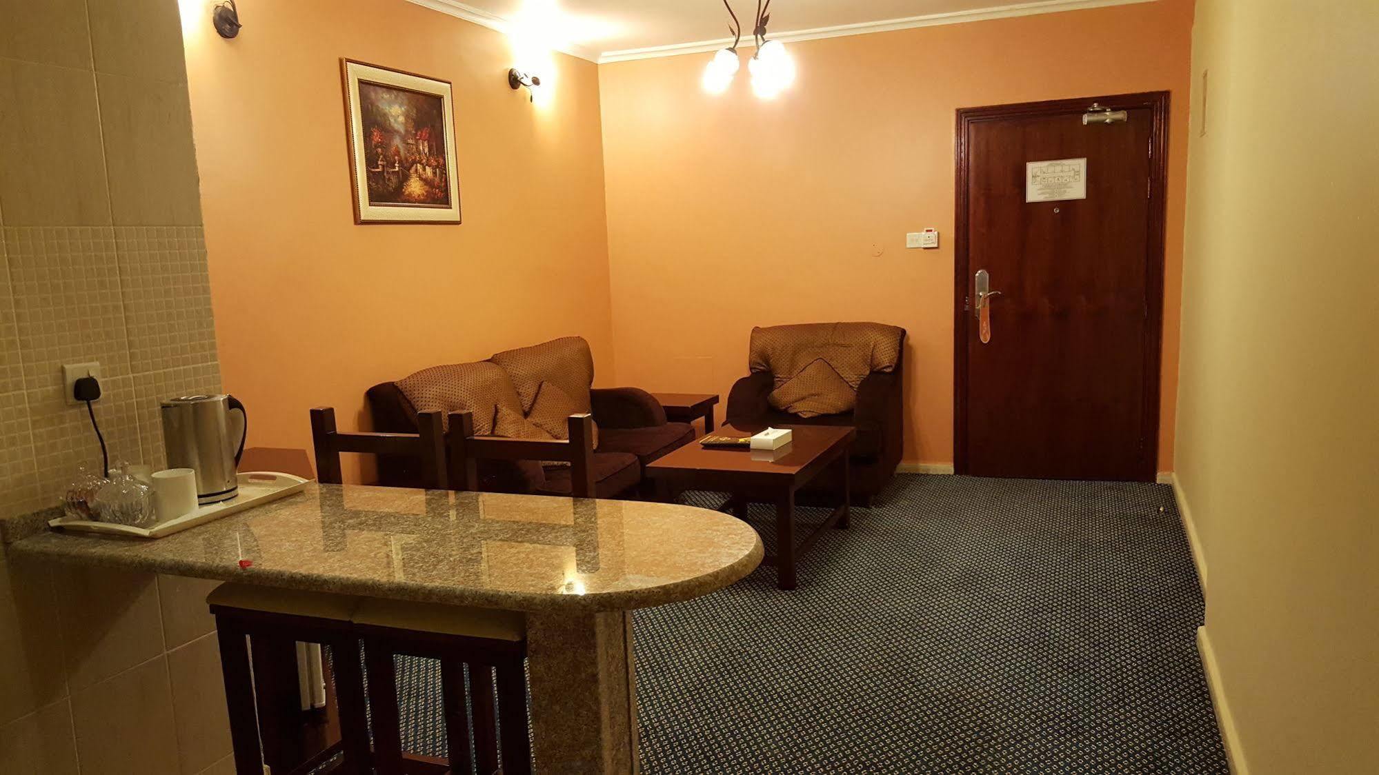 Al Bustan Tower Hotel Suites Sharjah Luaran gambar