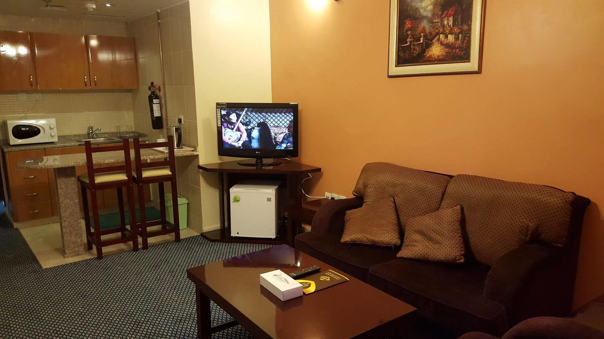 Al Bustan Tower Hotel Suites Sharjah Luaran gambar
