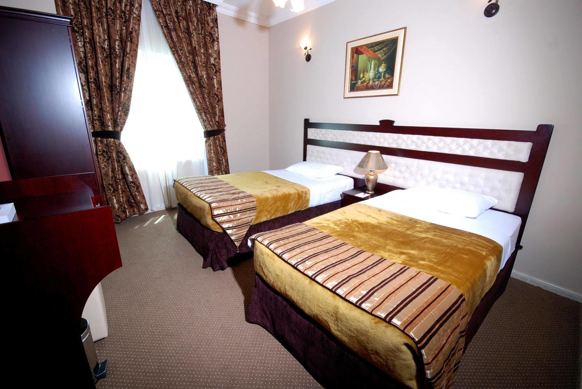 Al Bustan Tower Hotel Suites Sharjah Luaran gambar